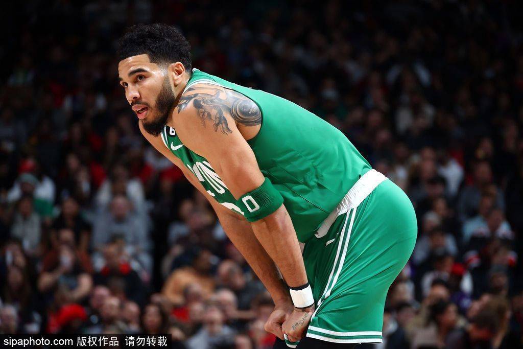 开云-塔图姆巅峰对决，西亚卡姆与60激战TL分钟，比分优势明显胜负难料！的简单介绍